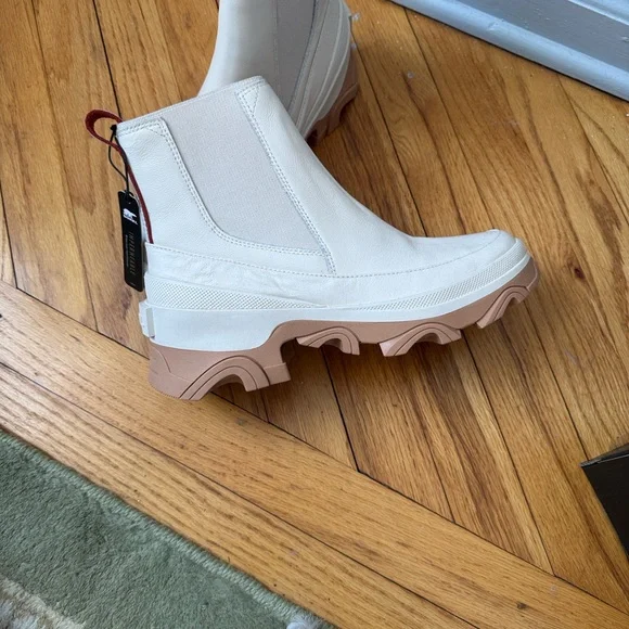 NWT Sorel Brex Chelsea Boot lug sole 8.5 - Picture 11 of 11